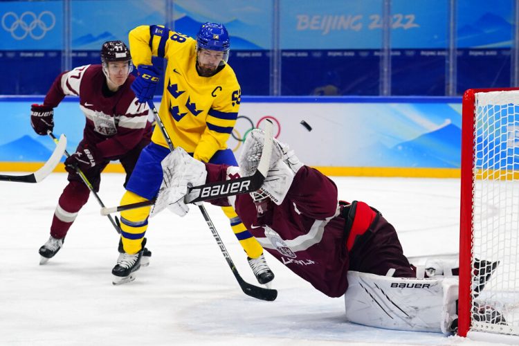 Before US-China, ex-NHLers help Sweden win Olympic opener